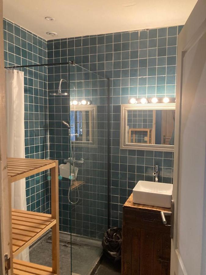 Les Toits De Marseillan Appartement Kamer foto